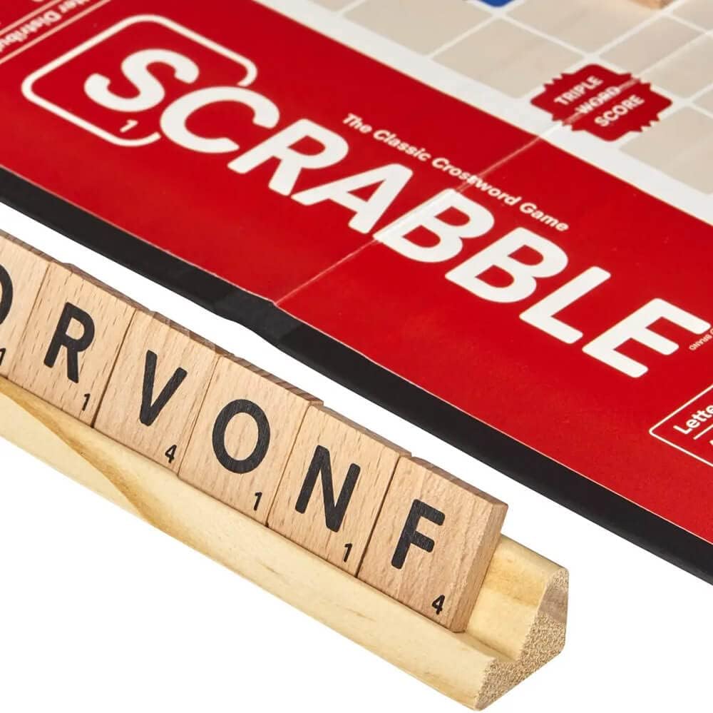 Detalle 2 de Hasbro Gaming Scrabble Board Game Ages 8+ 🎲