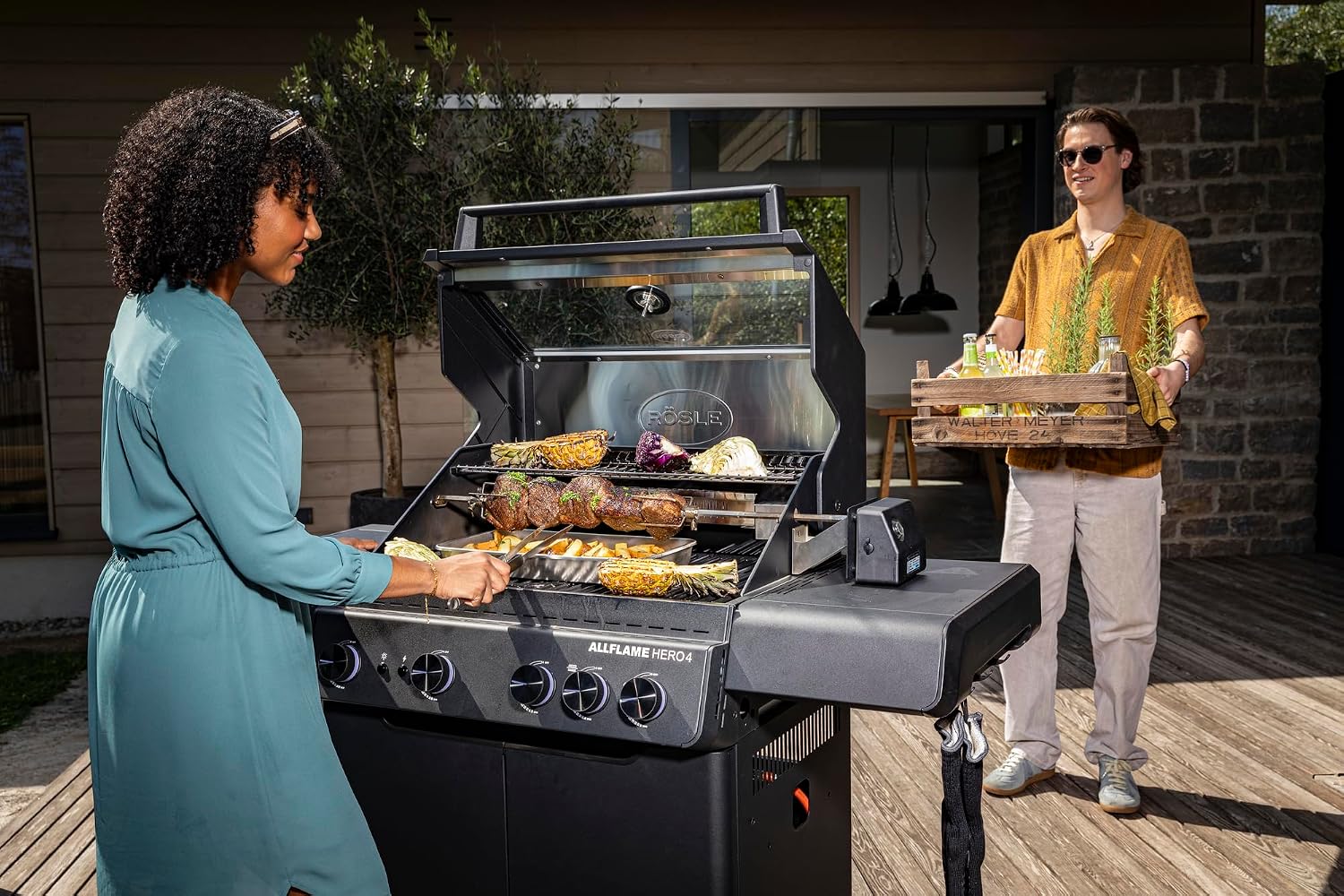 Thumbnail 1 de RÖSLE ALLFLAME Drehspieß für Grill – Edelstahl 6-Kant-Spieß bis 10 kg mit Motor, Netz- oder Batteriebetrieb