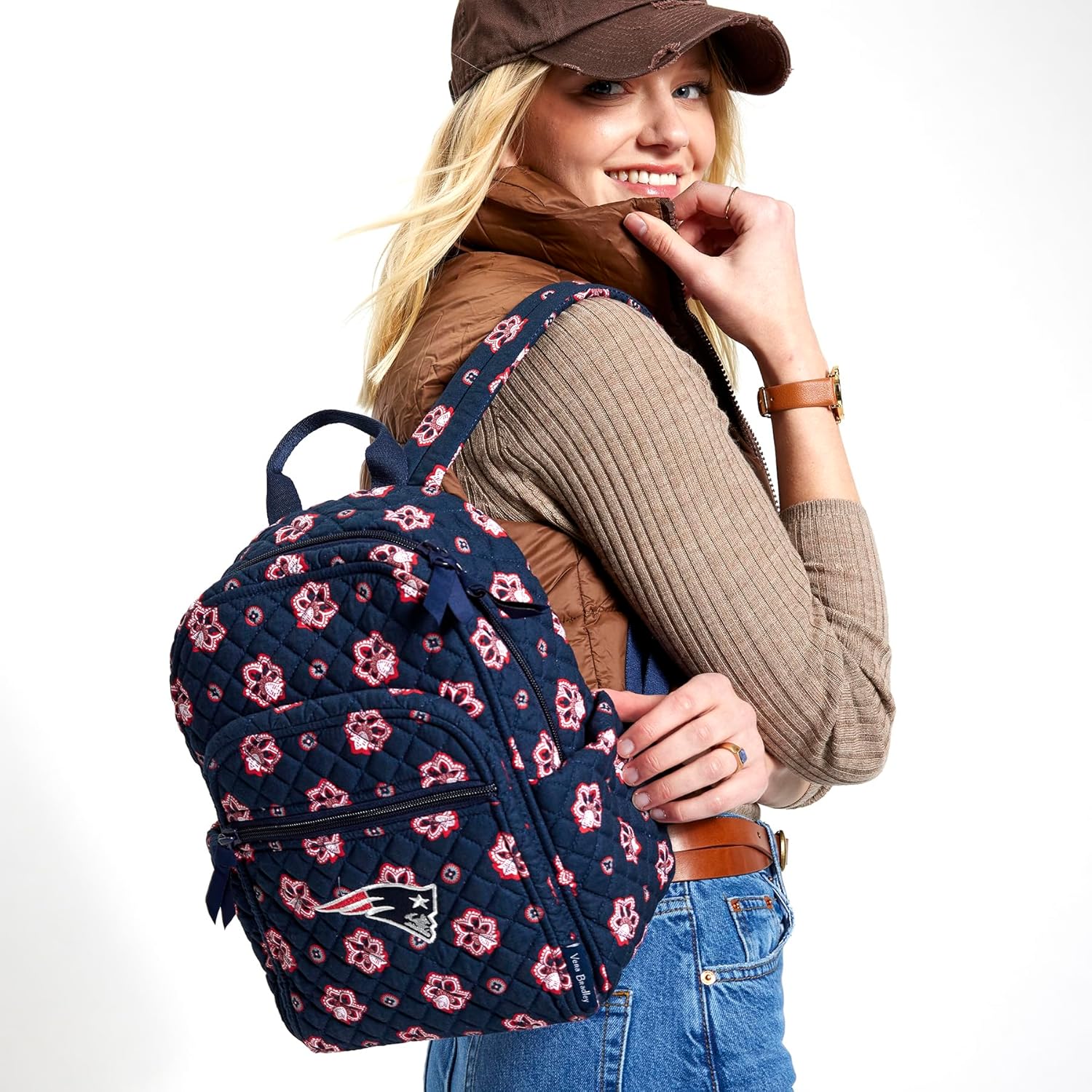 Thumbnail 3 de Vera Bradley Women’s Cotton NFL Small Backpack (New England Patriots/Nautical Blue/Red Bandana)