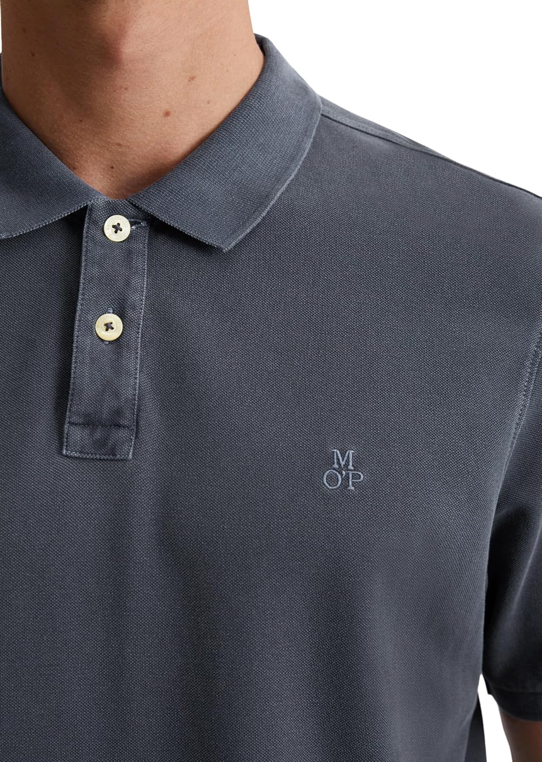 Detalle 2 de Marc O'Polo Herren T-Shirt B21223053092 – Basic Polo in Bio-Baumwolle, Regular Fit
