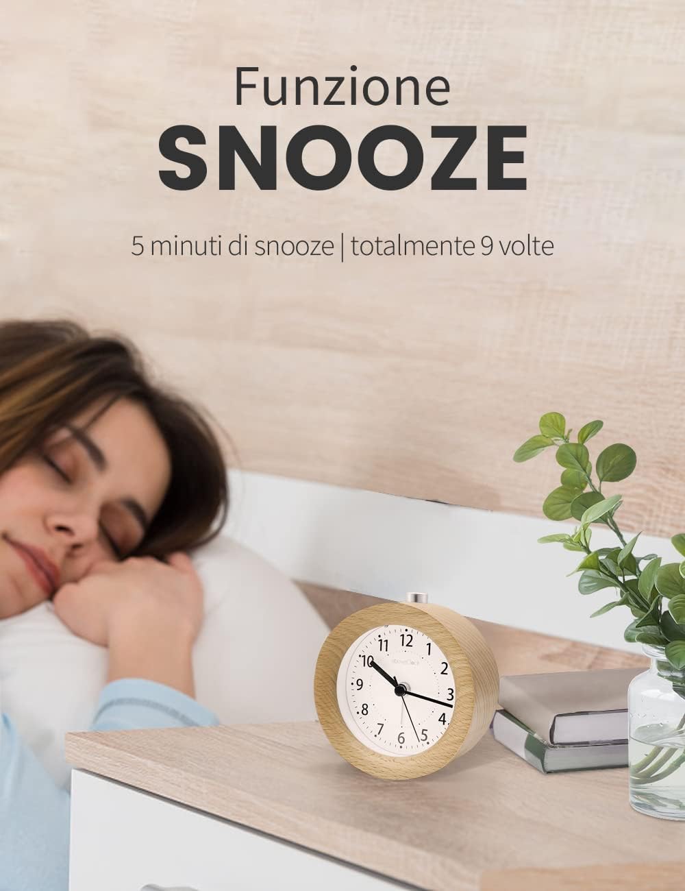 Detalle de aboveClock Sveglia da comodino analogica in legno chiaro con snooze e luce notturna