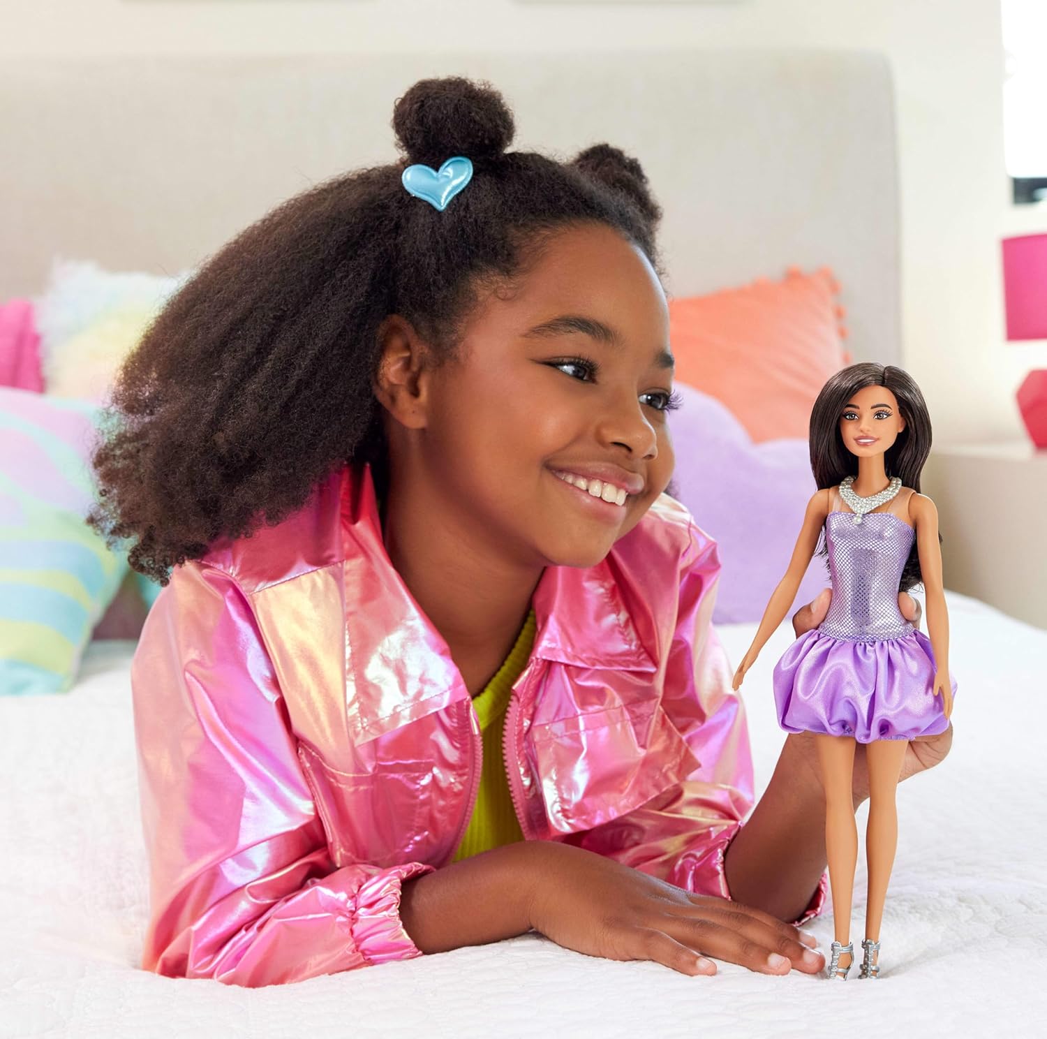 Detalle de Barbie Fashionistas Doll #234 (HYT92) with Brown Hair in Purple Sequined Bubble Dress