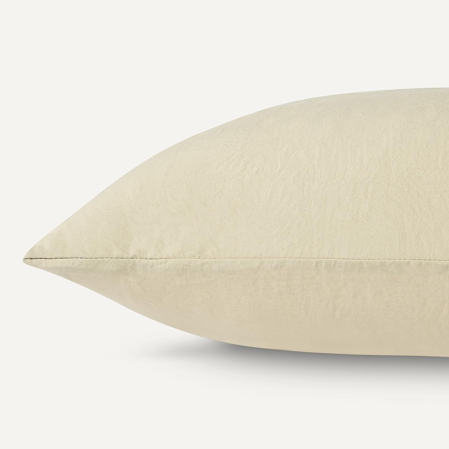 Thumbnail 4 de Amazon Basics Brushed Microfibre Bedding Set 3-Piece King Beige