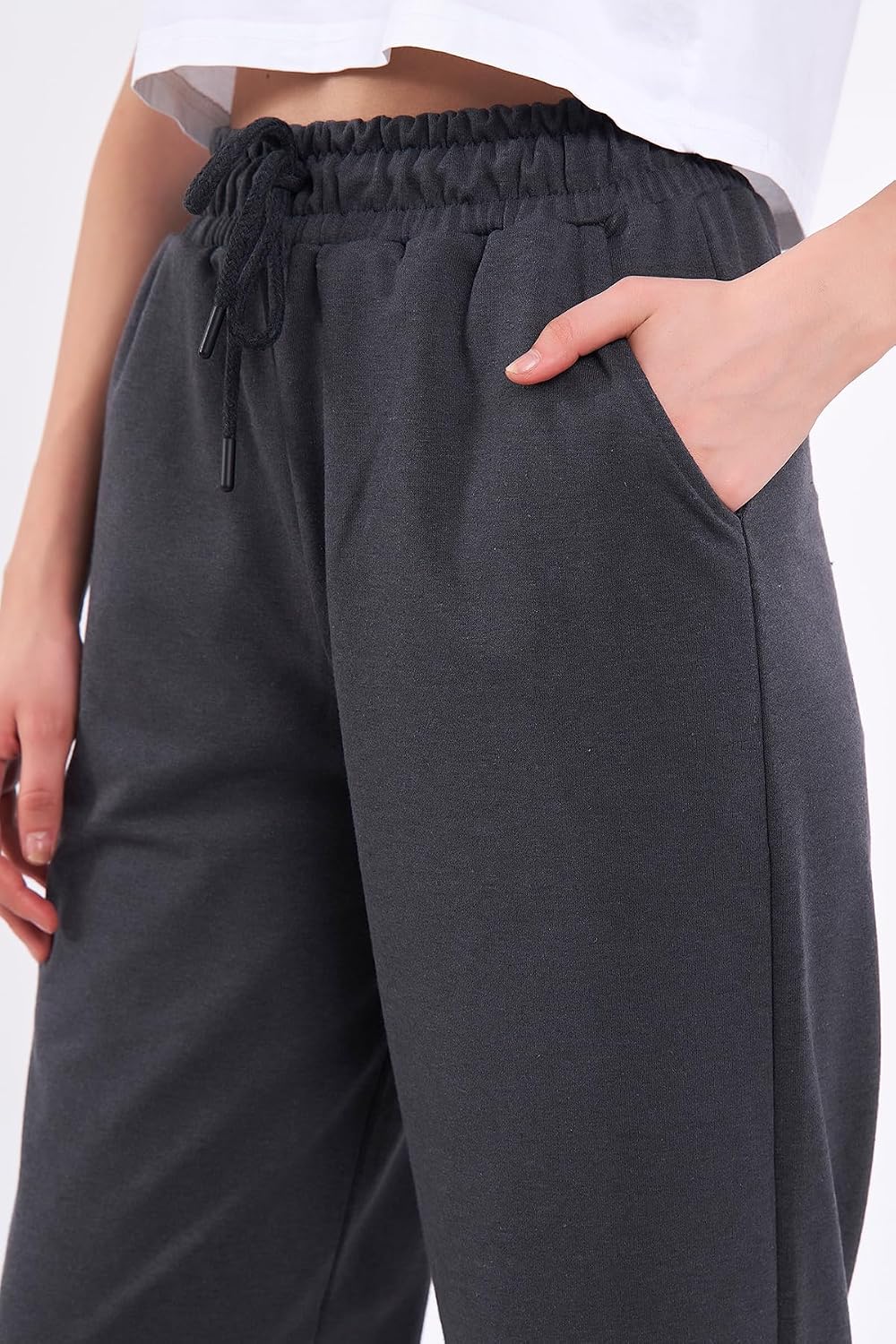 Detalle de COMEOR Women’s Jogging Bottoms – lightweight breathable cotton straight-leg joggers with pockets