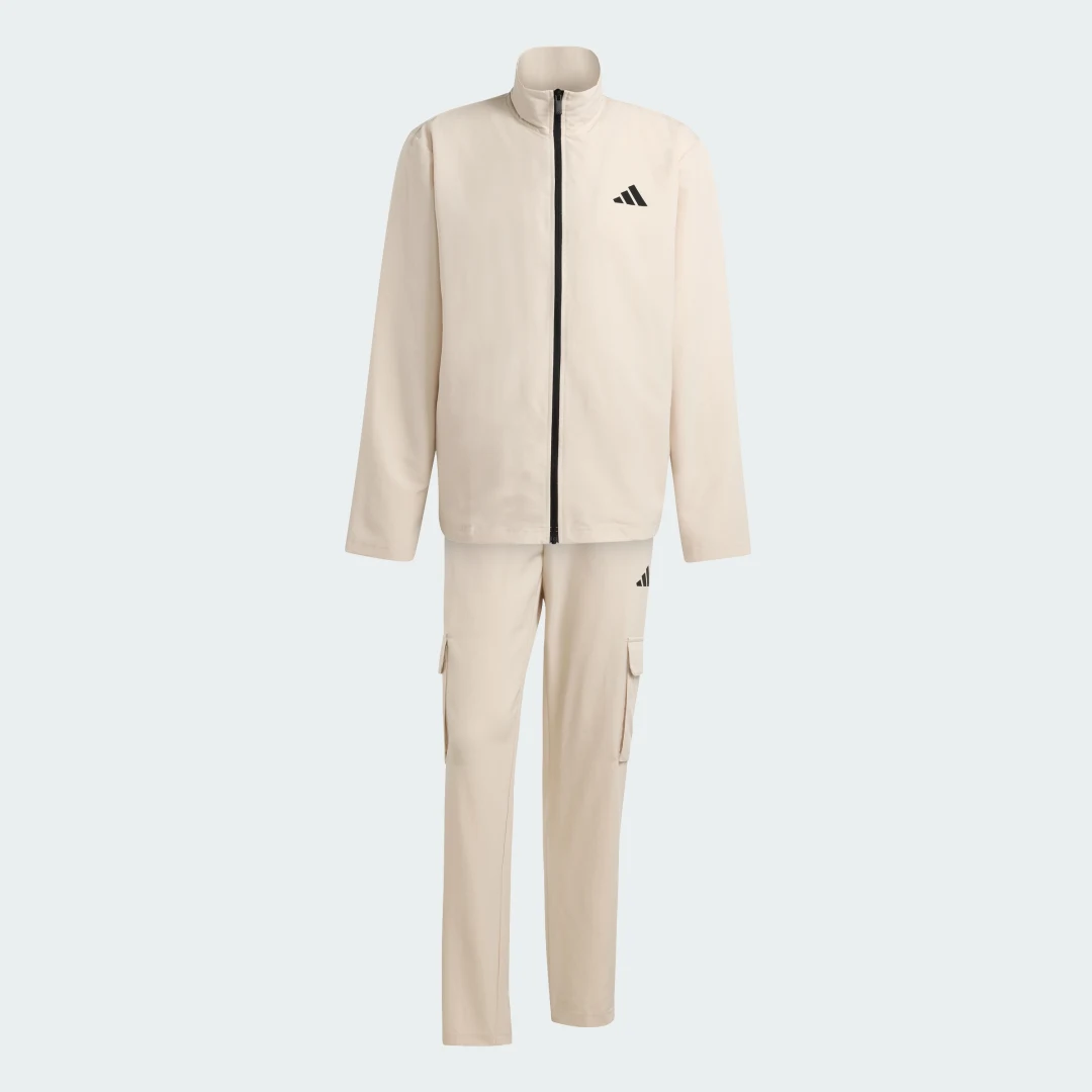 Detalle 2 de Chándal cargo de tejido técnico Sportswear Adidas - beige