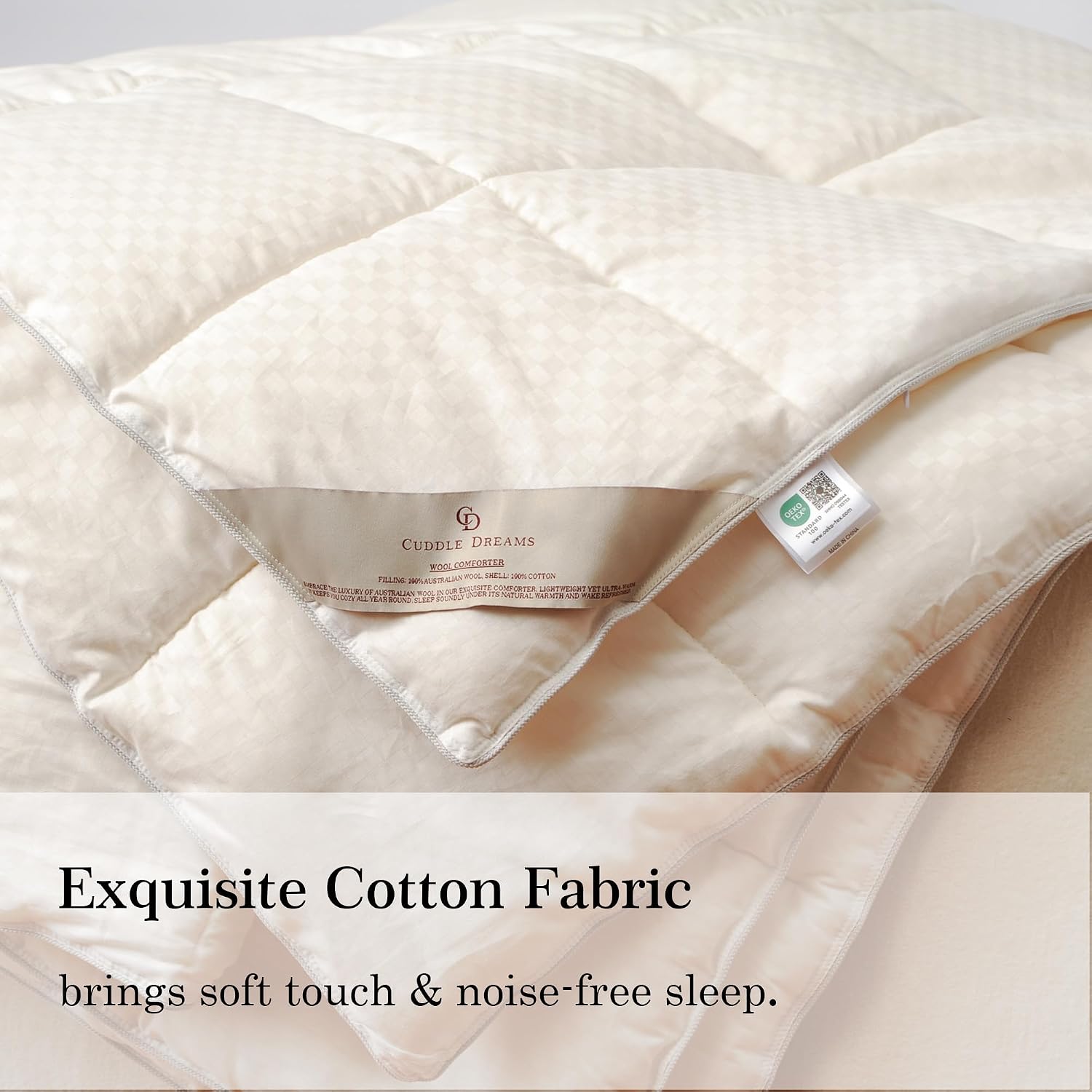Detalle de CUDDLE DREAMS Wool Comforter, Queen