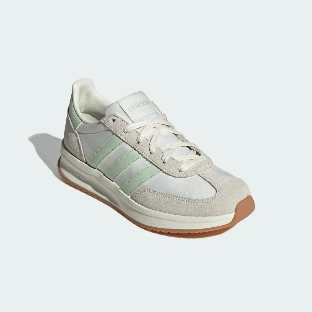Thumbnail 3 de Zapatilla RUN 70s 2.0 de Adidas: opinión de compra y cuándo conviene