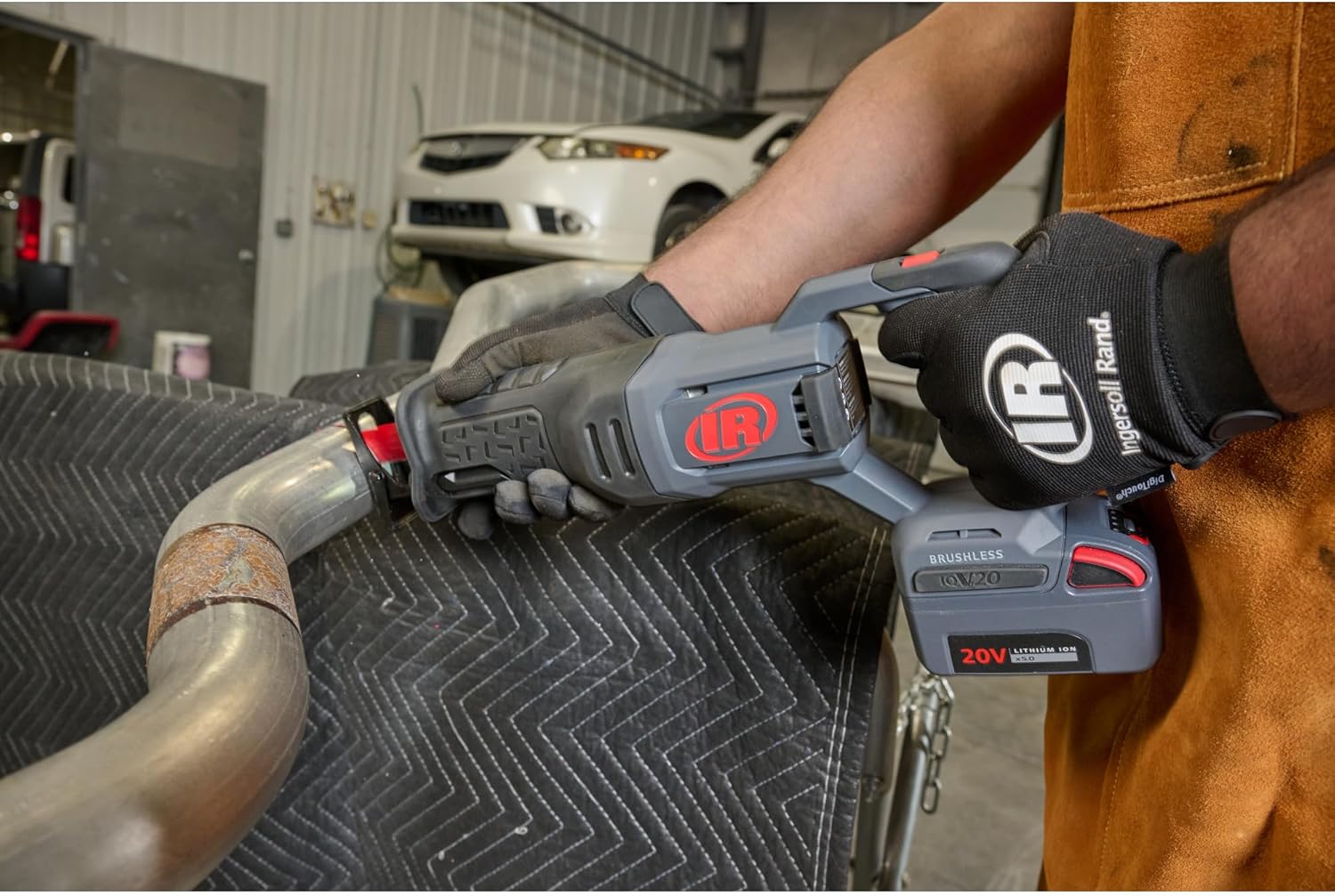 Detalle de Ingersoll Rand C5101 Sega a Pendolo 20V senza batteria – Corsa 32 mm, 3000 SPM