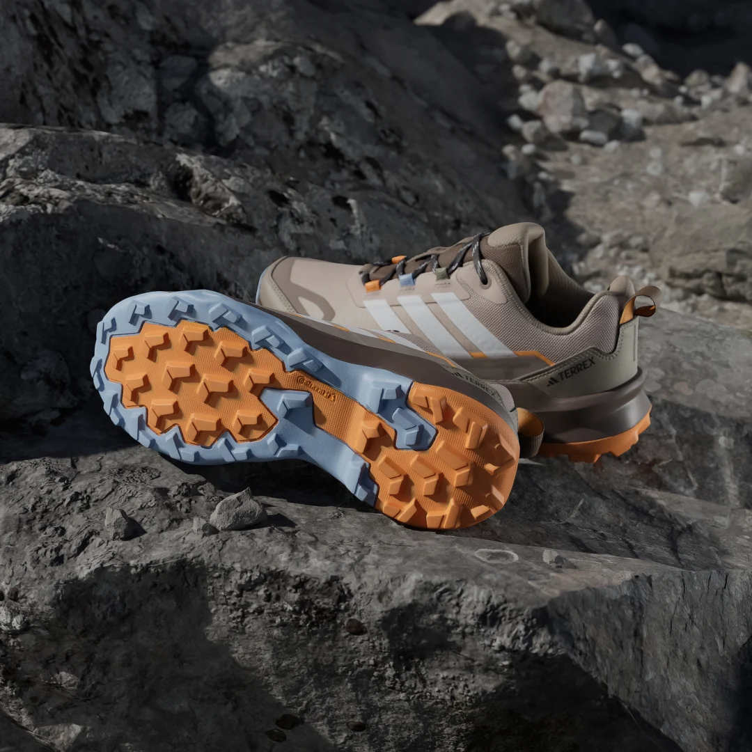 Detalle de Adidas Terrex Skychaser AX5 GORE-TEX Hiking