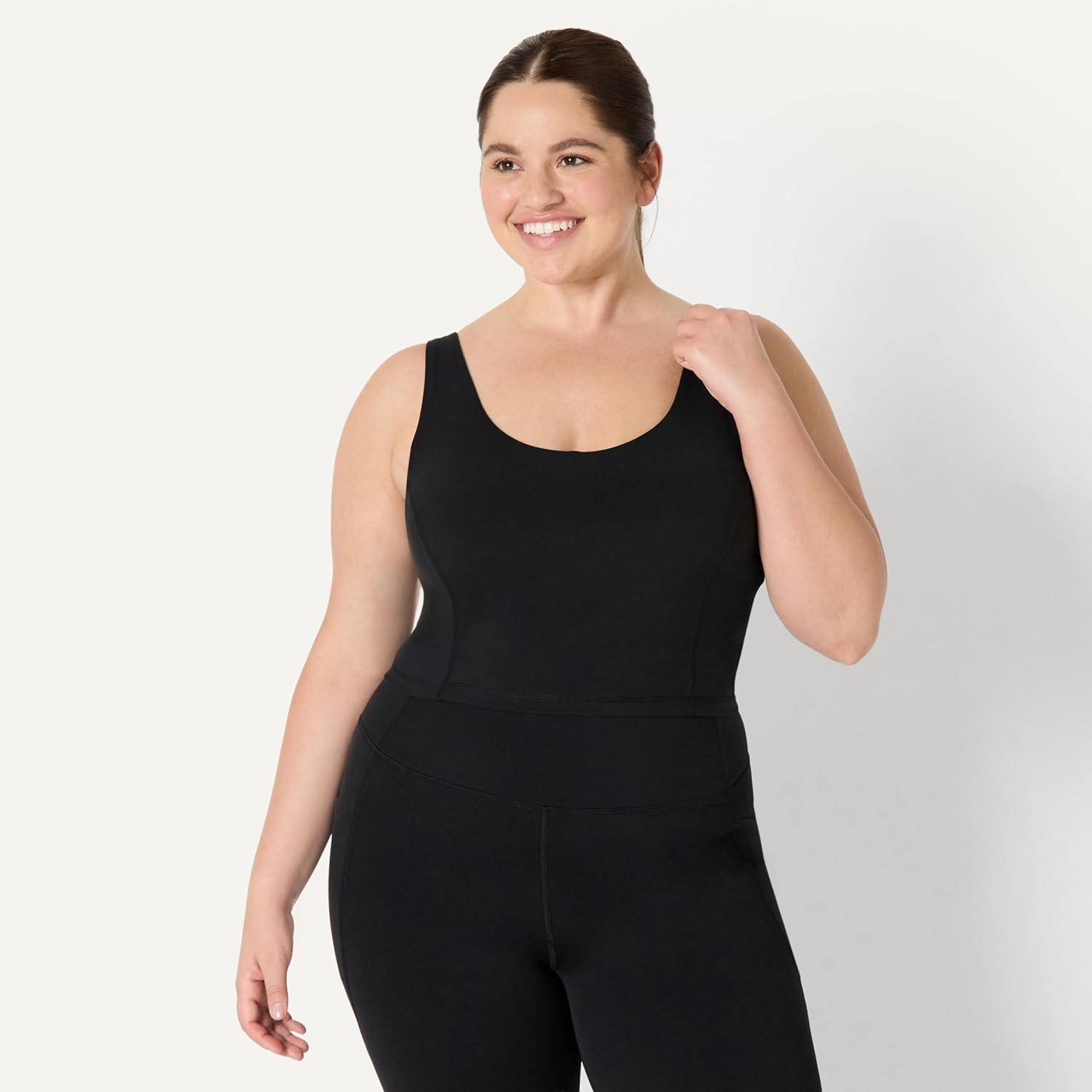 Thumbnail 5 de Amazon Essentials Damen Aktives FormFlex-Tanktop mit BH – kurzes, sanft stützendes Top für Yoga, Alltag und mehr