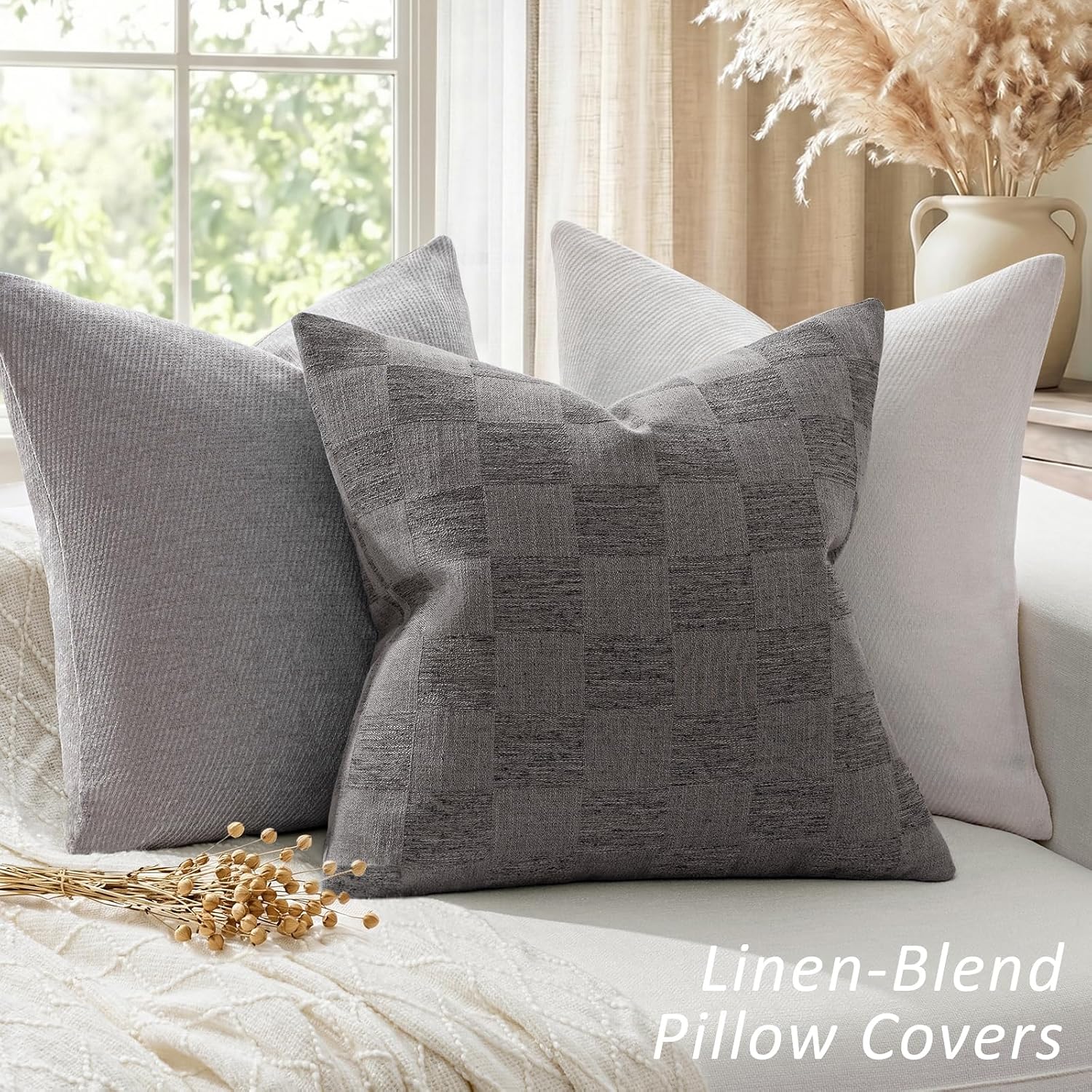 Thumbnail 4 de a moment Decorative Pillow Covers 18 x 18 Inch