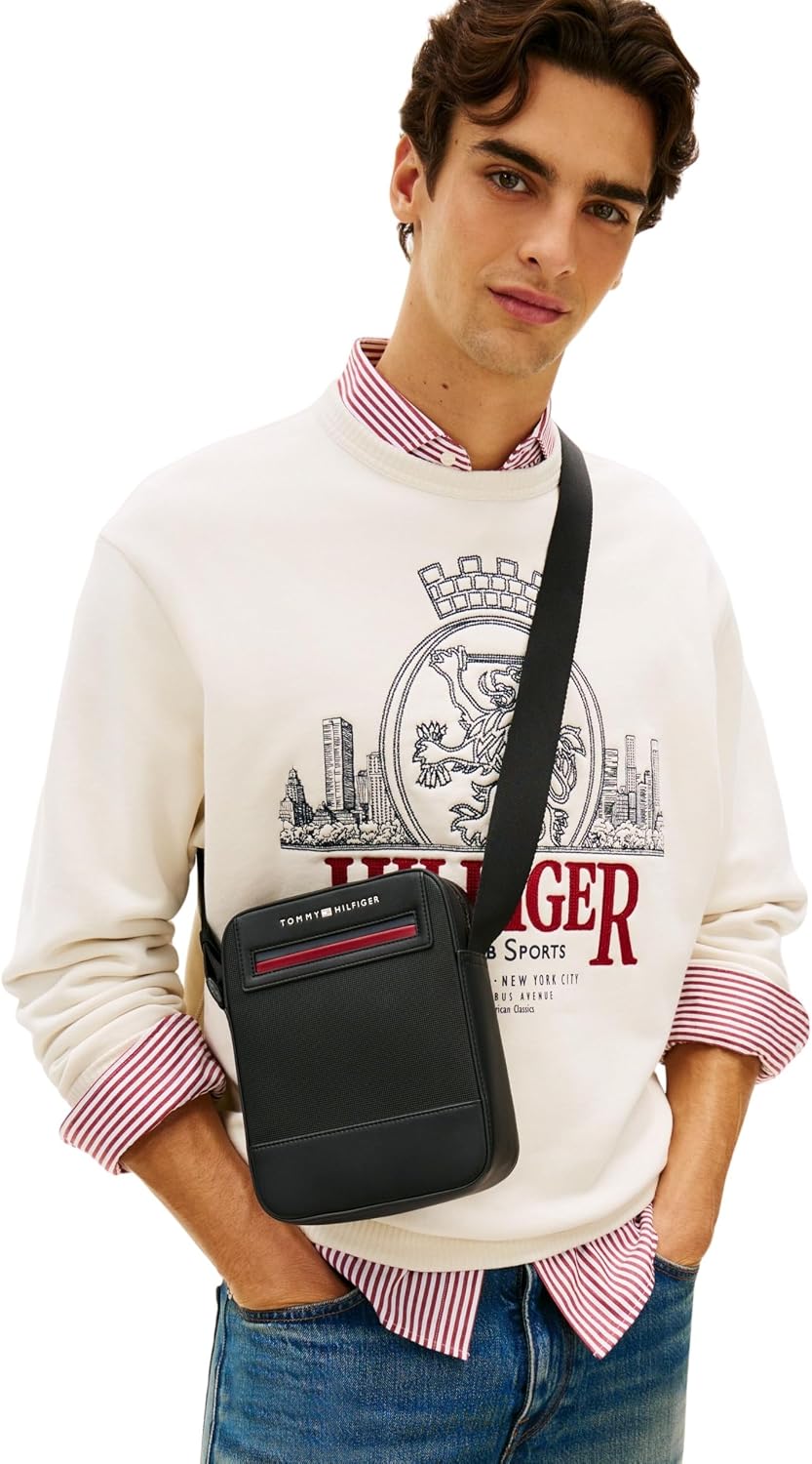 Detalle de Tommy Hilfiger Foundation Mini Reporter Crossbody Bag – Black
