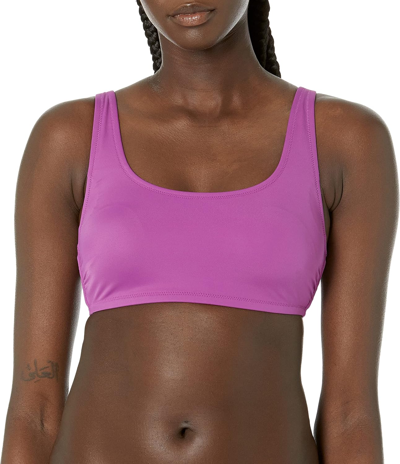 Thumbnail 5 de Amazon Essentials Women’s Scoop Neck Swim Crop Top (Scoop neck bikini swim crop)