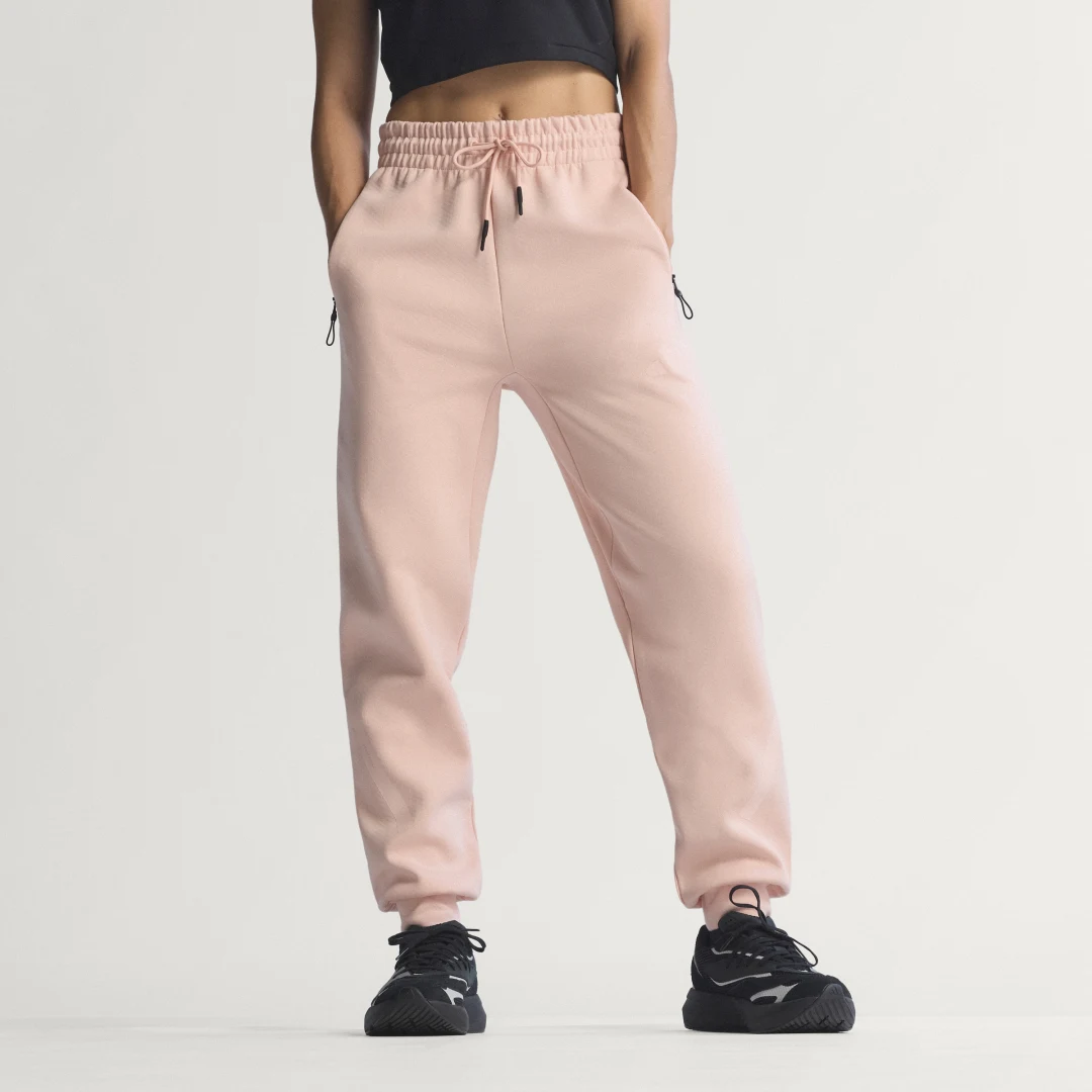 Detalle de Pantalón adidas Z.N.E. Rosa
