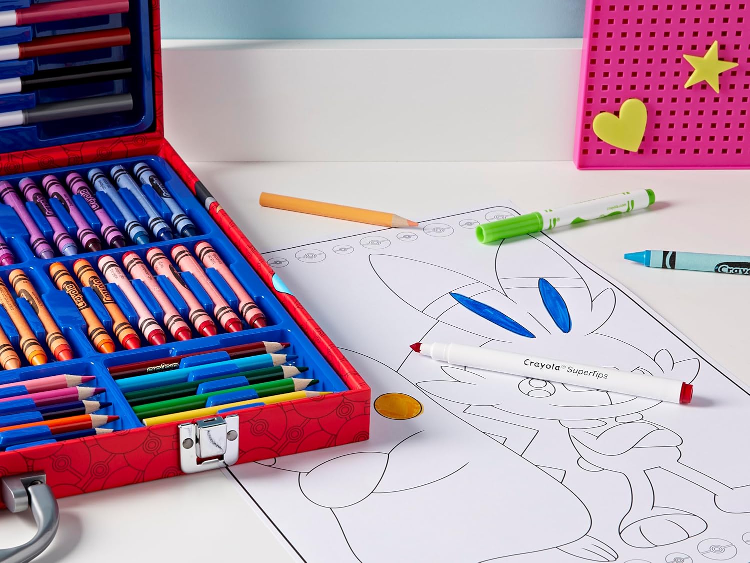 Detalle 2 de CRAYOLA Pokémon Künstlerkoffer 115 Teile