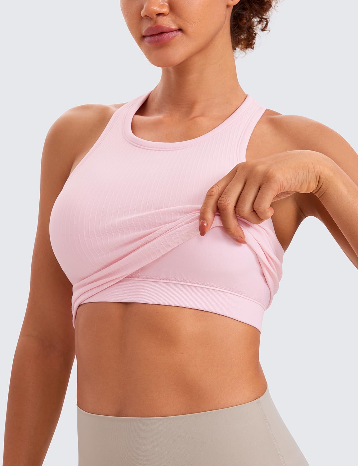 Detalle de CRZ YOGA Reggiseno sportivo imbottito con scollo alto e schiena a Y – Top corto senza cuciture