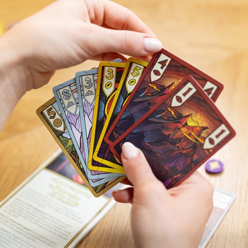 Detalle de Asmodee – LA COMPAGNIA DELL'ANELLO: Trick-Taking Game Collaborativo