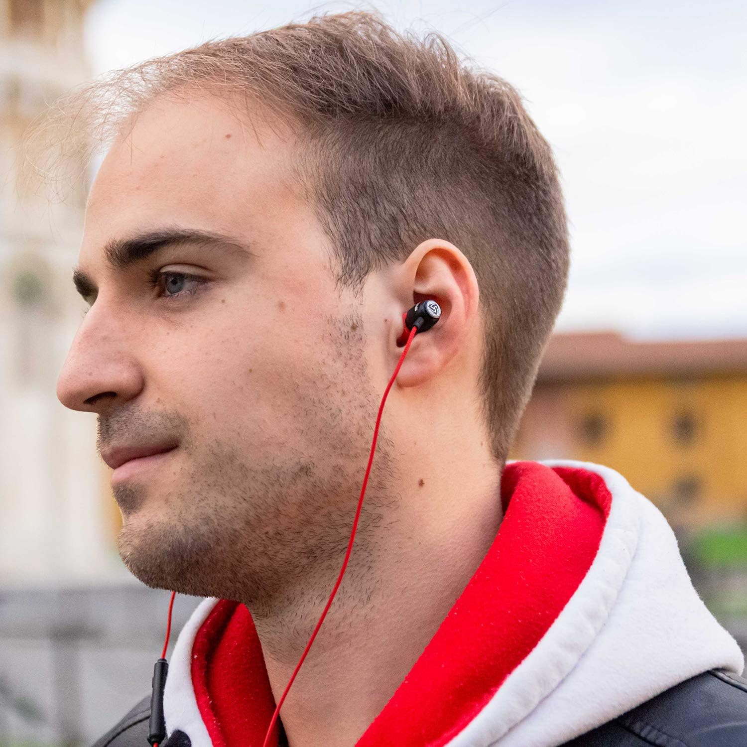 Detalle de Ludos CLAMOR Wired Earbuds in-Ear Headphones – Red, Memory Foam Comfort & 5 Year Warranty