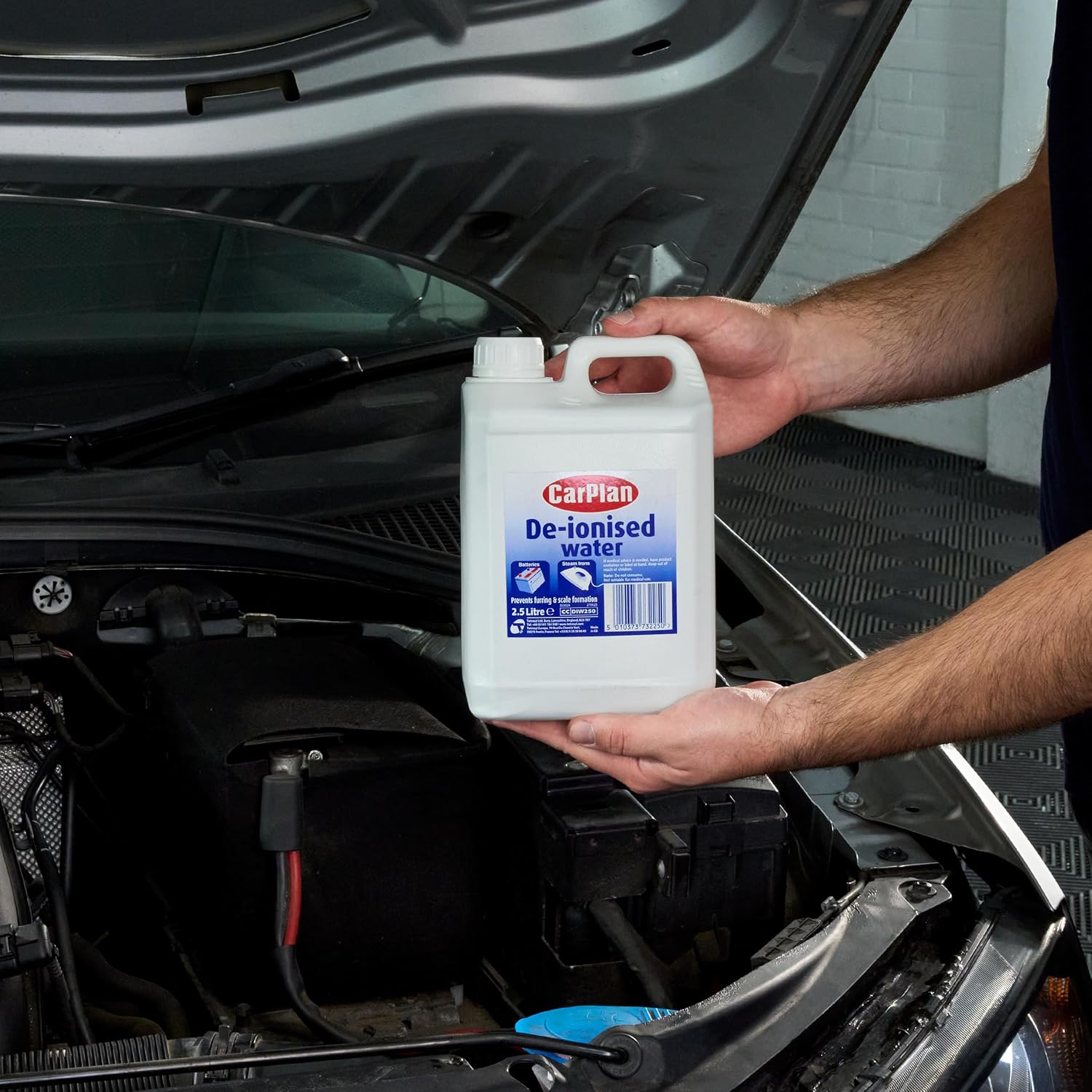 Detalle 2 de Carplan Eau déionisée pour batteries et fers à vapeur, 2,5 L