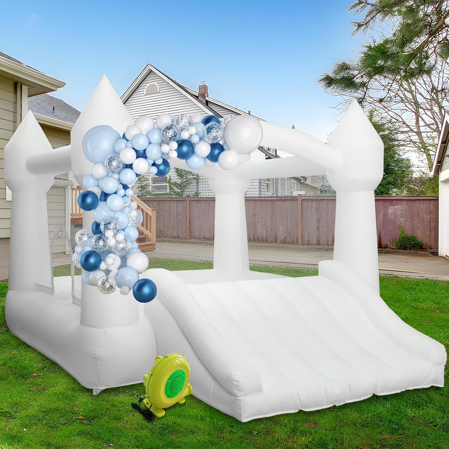 AKSPORT Inflatable Bounce House 264 lb