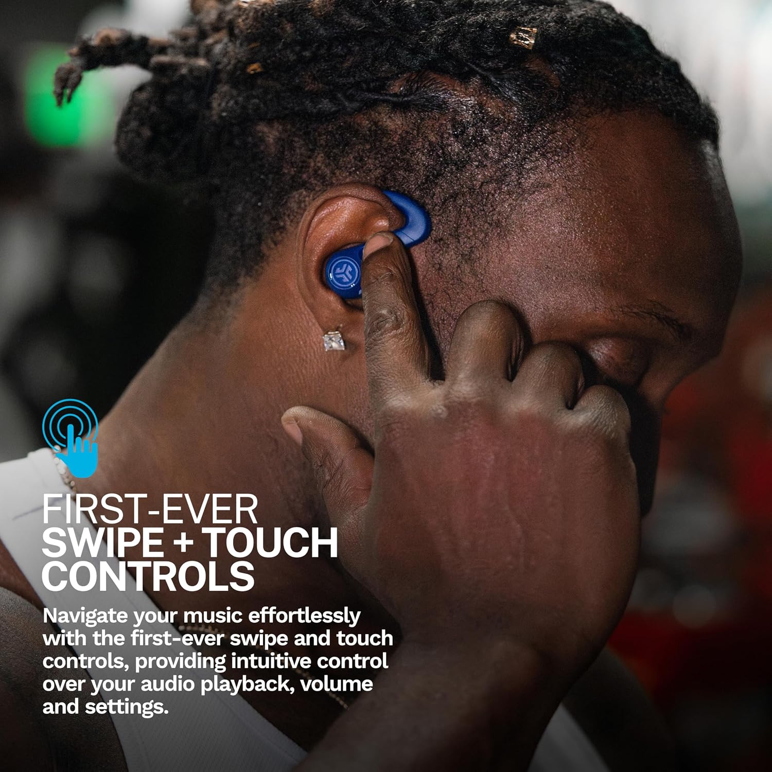 Detalle 2 de JLab EBJBSPTANCCOB50WEB JBuds Sport ANC 4 Wireless Earbuds, IP66, Cobalt Blue