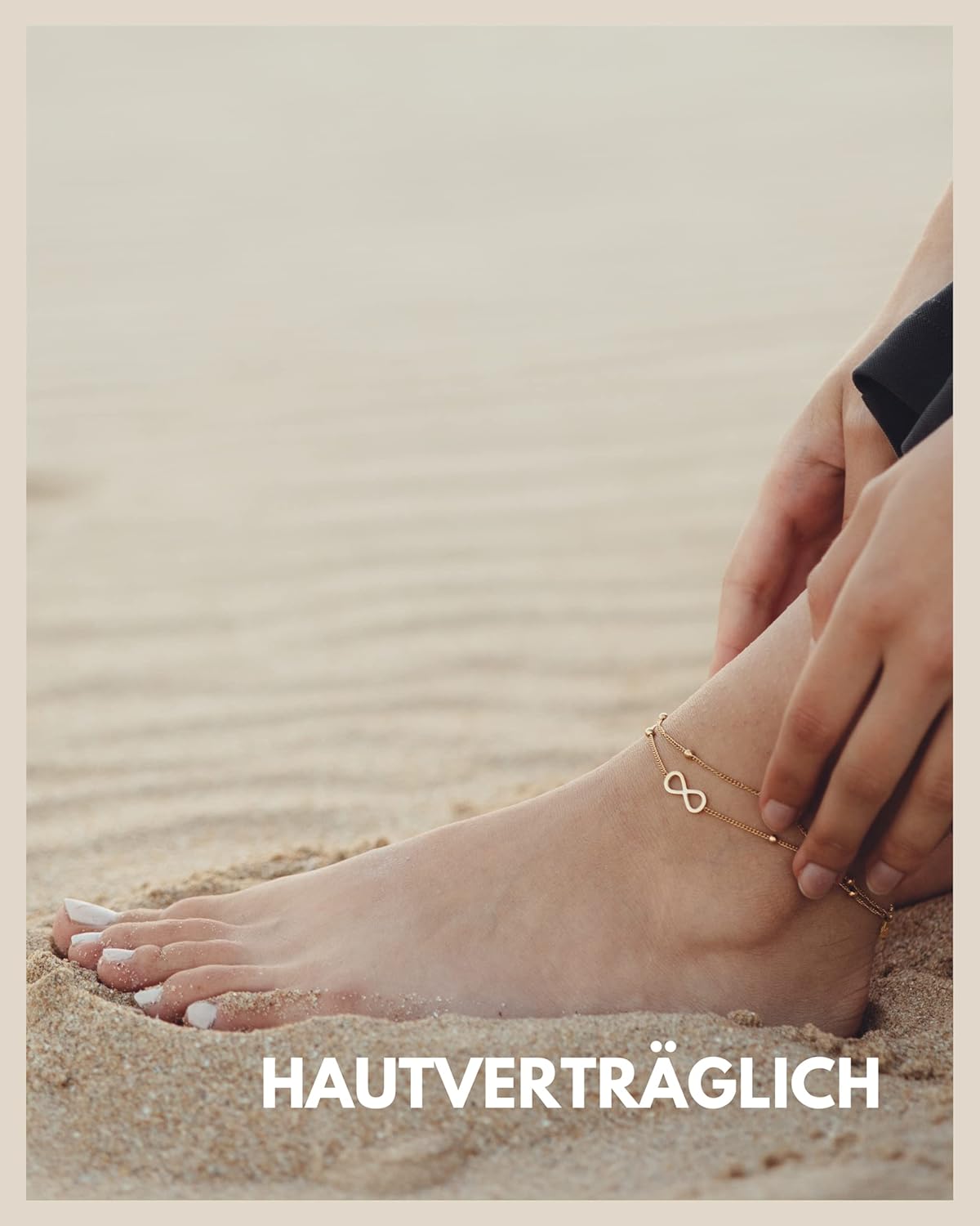 Detalle de GD GOOD.designs Infinity-Fußkettchen – verstellbar, wasserfest, 316L Edelstahl in Silber, 18K Rosévergoldung oder Goldoptik
