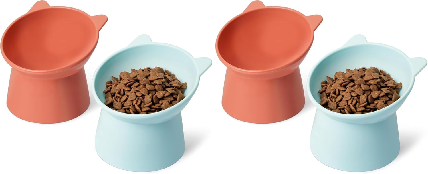 Detalle 2 de Amazon Basics Katzenfutternäpfe im Katzenohren-Design, 2er-Set (orange/blau) – 13,2 × 13,2 × 11,4 cm