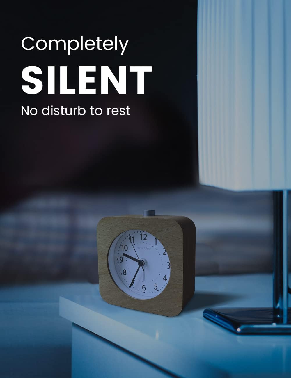Detalle de aboveClock houten analoge wekker zonder tikgeluid, met snooze en nachtlampje