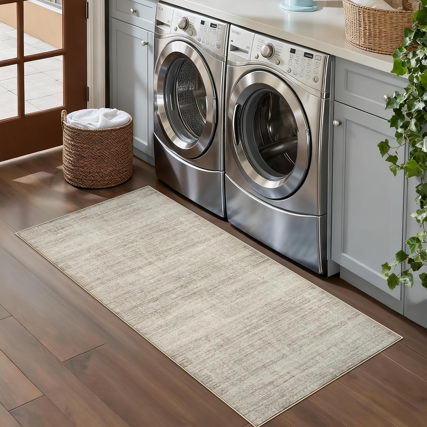 Detalle de Washable 2x4 Abstract Kitchen Rug: Neutral, Easy-Clean, Non-Slip Floor Mat (Beige/Ivory, 2x4)