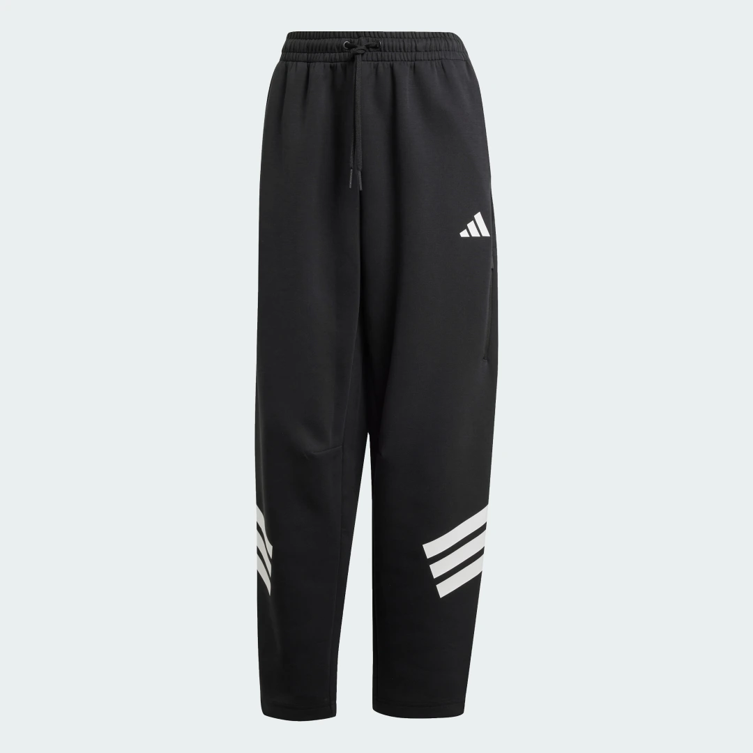 Detalle 2 de Adidas Pantalón Future Icons Pocket 3 bandas negro