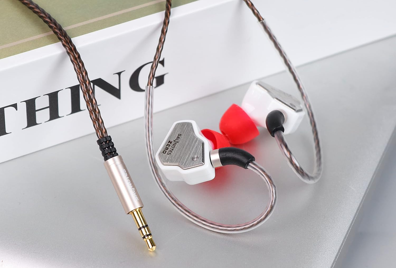 Detalle 2 de Linsoul 7Hz Salnotes Zero HiFi 10mm Dynamic Driver IEM (White) — detachable 2Pin OFC cable, no mic