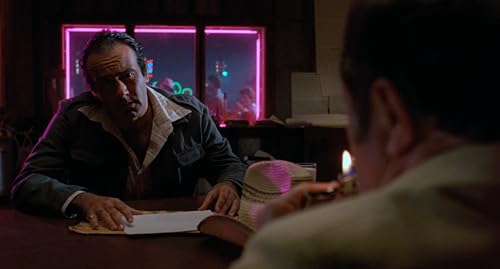Thumbnail 2 de Blood Simple (The Criterion Collection) [4K UHD] — A Flagship Criterion Release for Movie Purists
