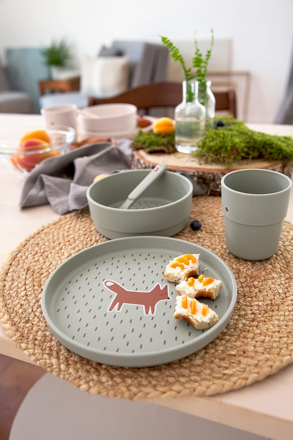 Detalle de LÄSSIG Kindergeschirr Set – Teller, Becher, Schälchen und Löffel, BPA-frei, spülmaschinen- und mikrowellengeeignet