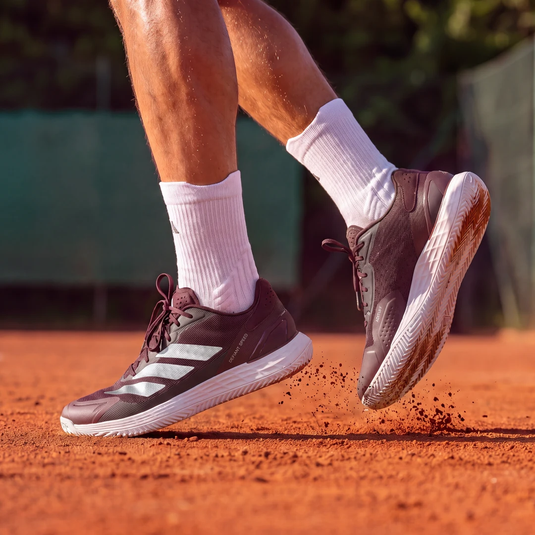 Detalle de Zapatilla Defiant Speed 2 Clay Tennis de Adidas — rendimiento y estabilidad para tierra batida