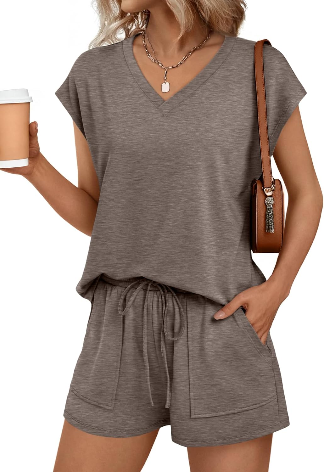 Detalle 2 de AUTOMET Women 2 Piece V Neck Matching Lounge Set - Spring/Summer Shortset