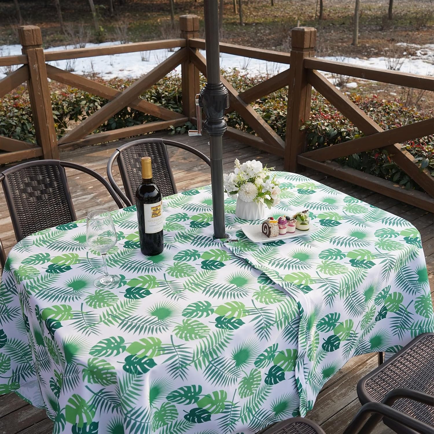 Thumbnail 4 de Eternal Beauty 152x213cm Rectangular Little Leaf Tablecloth with Umbrella Hole and Zipper