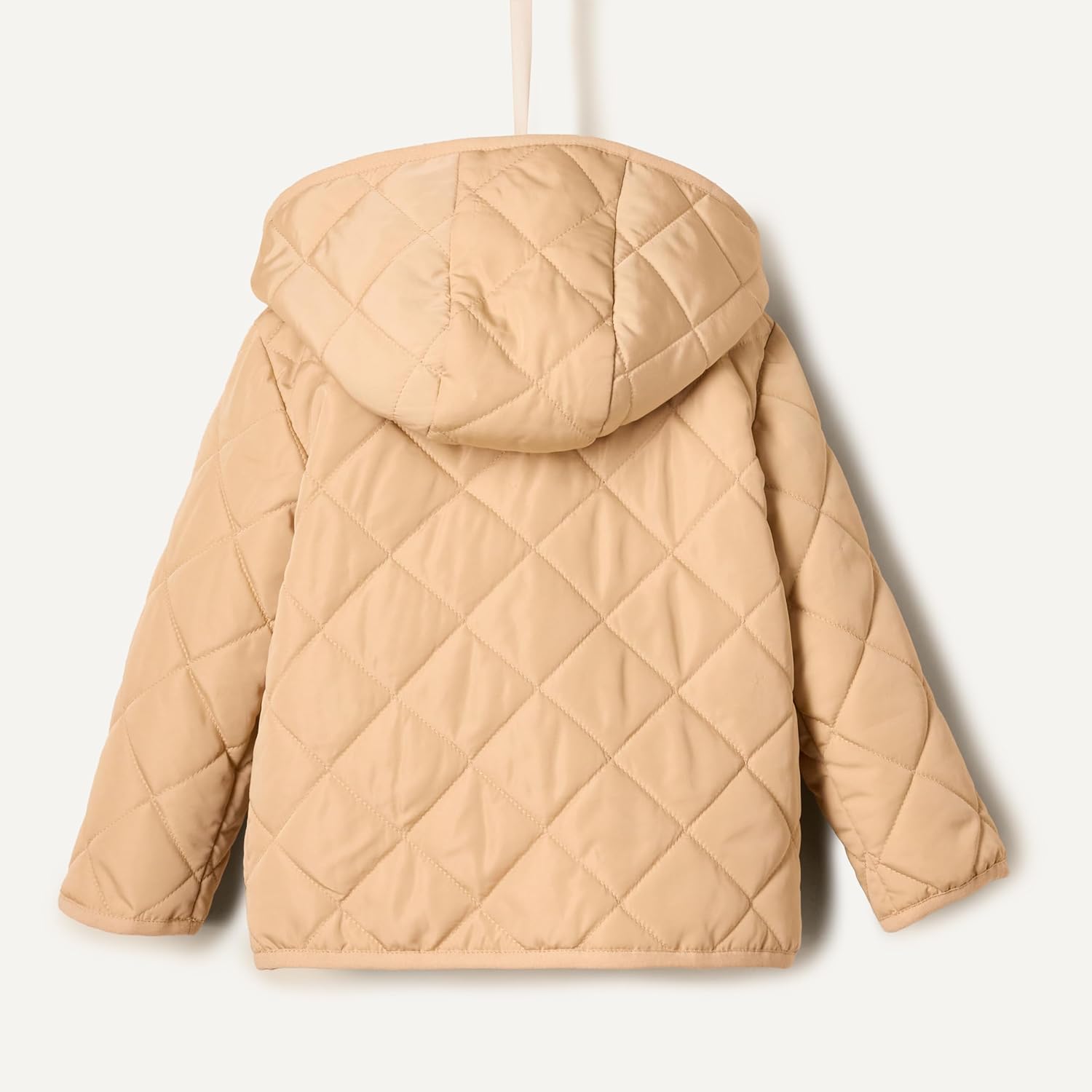 Detalle 2 de Amazon Essentials x Sofia Grainge Unisex Toddlers and Babies' Hooded Insulated Midweight Field Jacket