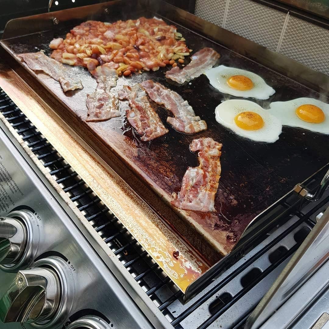 Detalle de onlyfire Stainless Steel Rectangle Griddle Plancha (62.8x40.6x7cm) for BBQ gas and charcoal grills