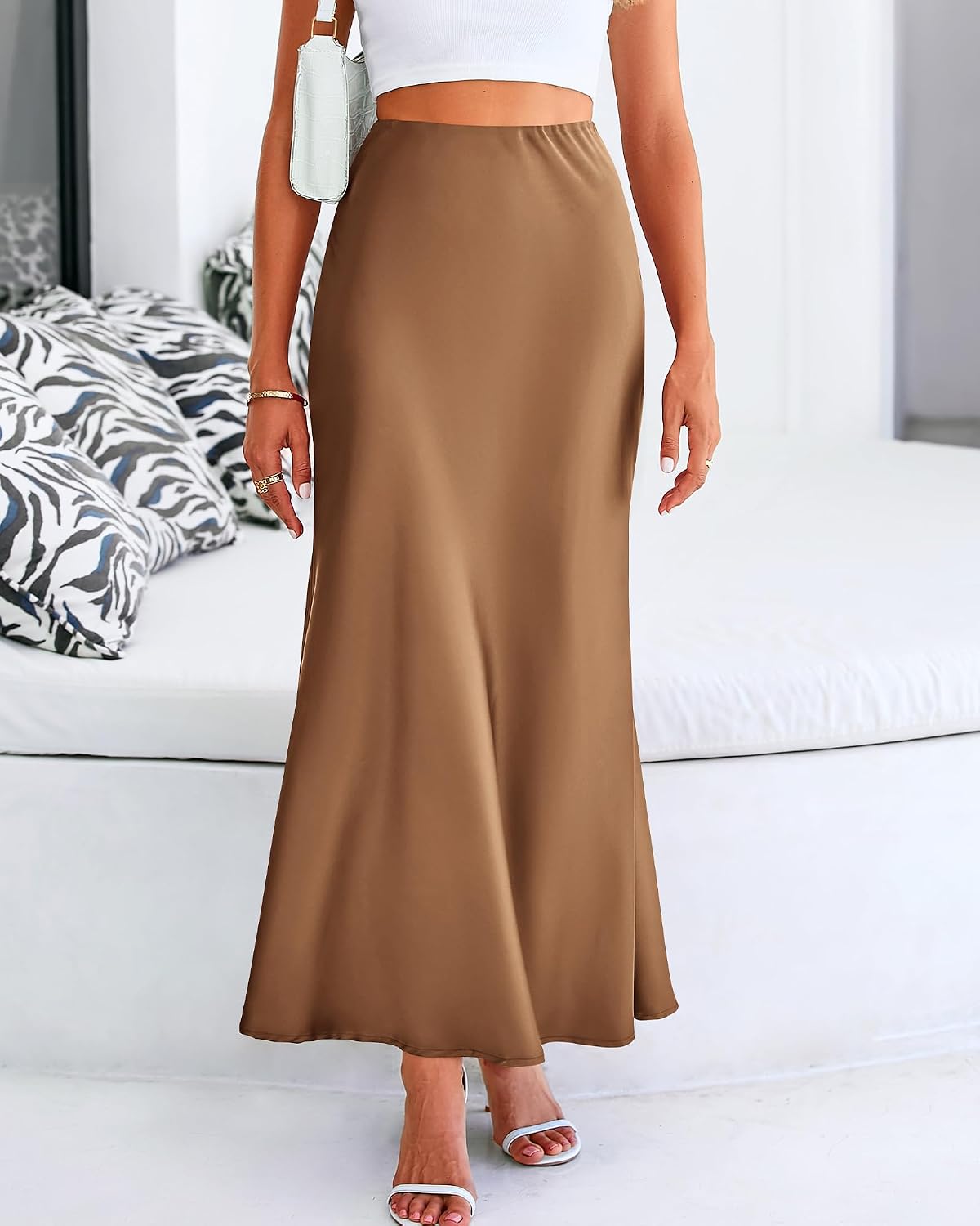 Detalle 2 de BTFBM BT474 Silk-Satin Mermaid Maxi Skirt, High-Waisted Flared A-Line