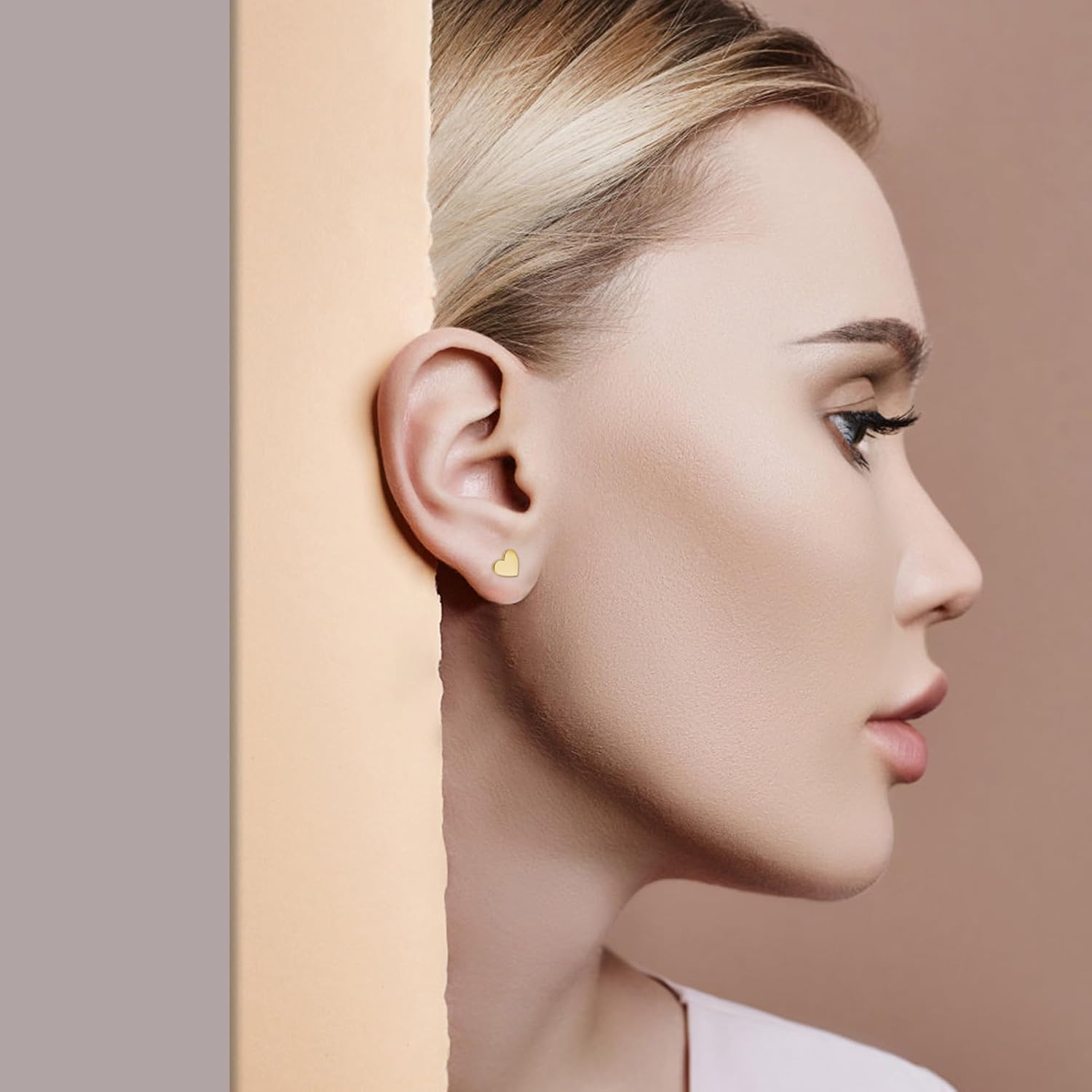 Detalle 2 de ZDE Titan Damen Flat Back Herz-Ohrstecker aus G23-Titan – nickelfrei, hypoallergen, 5 mm