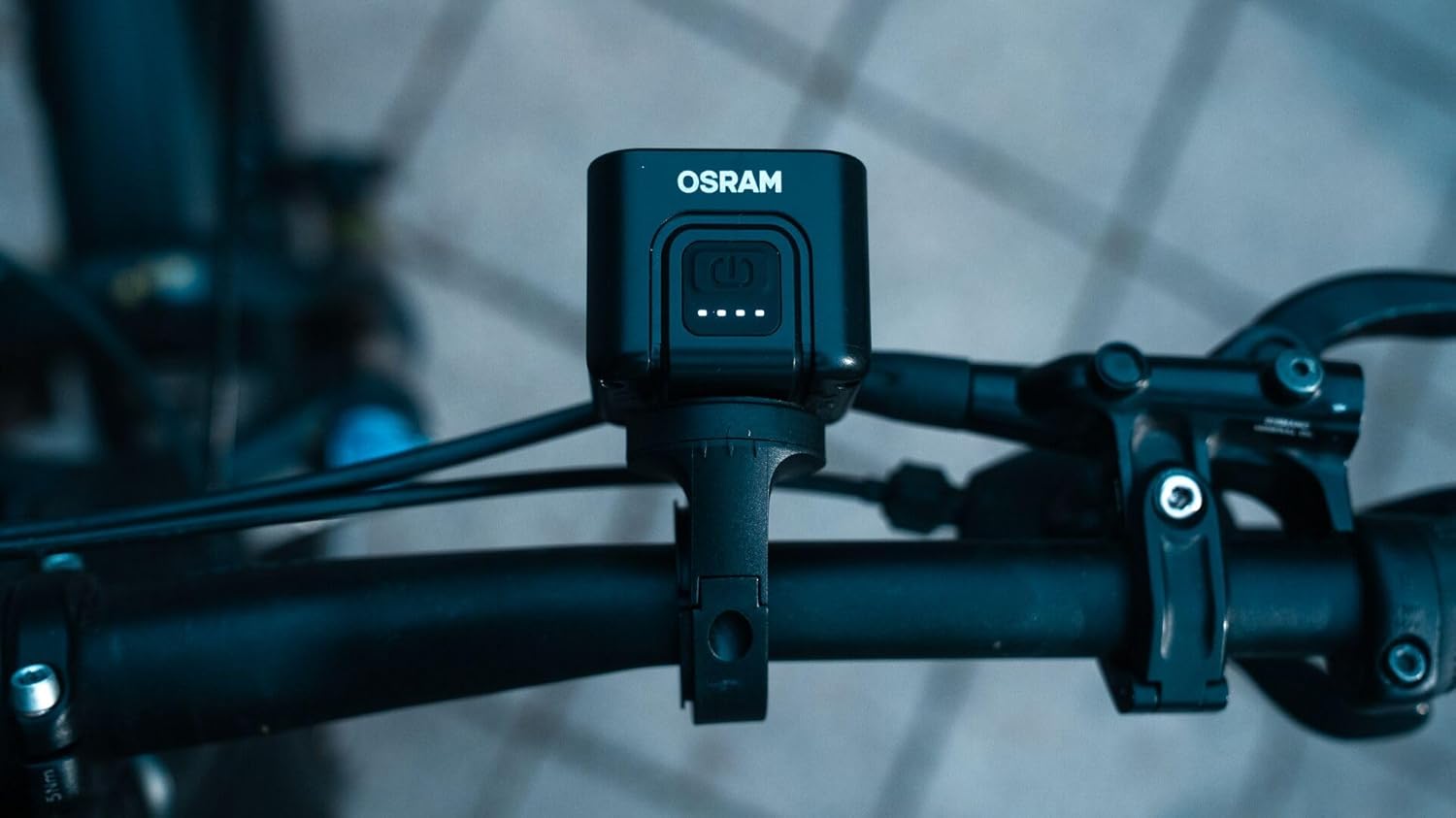 Thumbnail 2 de OSRAM LEDsBIKE COMPACT 50 SET: luci ricaricabili anteriori e posteriori omologate StVZO