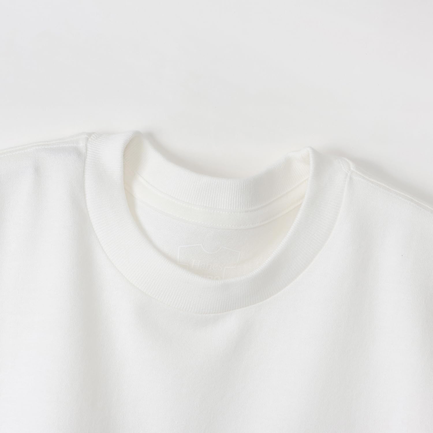 Detalle de Hanes SHIRO HM1-Z701 メンズ半袖Tシャツ 2枚組 綿100%・丸胴・タグレス仕様
