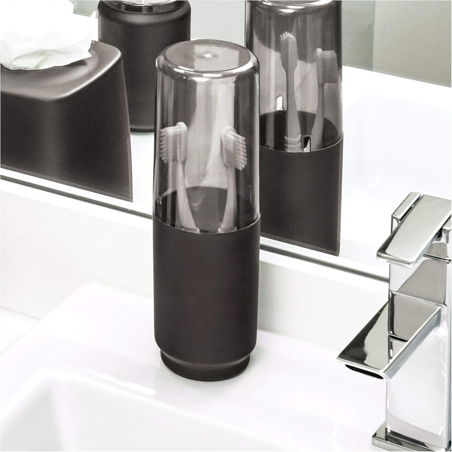 Thumbnail 1 de iDesign Austin Covered Toothbrush Holder 🪥