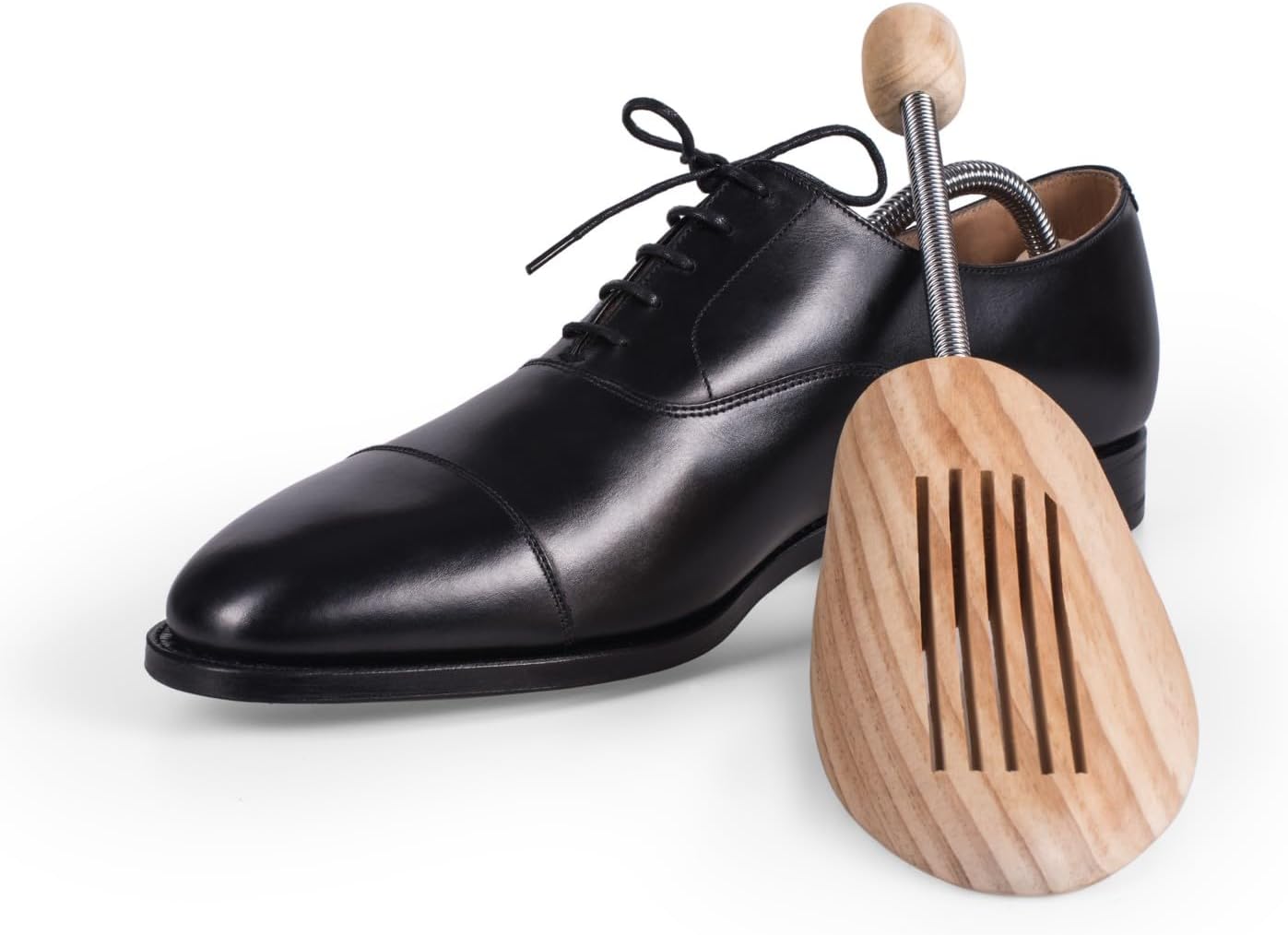 Detalle 2 de Blumtal Schuhspanner aus Kiefernholz 1 Paar 👞