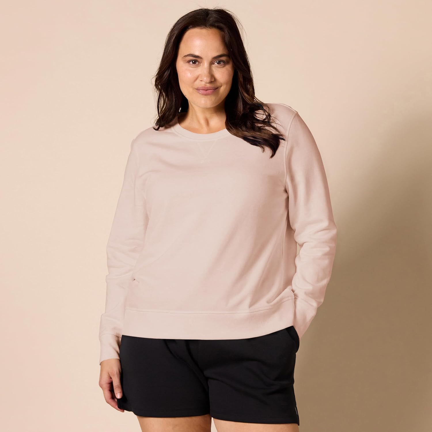 Thumbnail 5 de Amazon Essentials Women’s Fleece Crewneck Pullover Sweatshirt (Plus Size available)