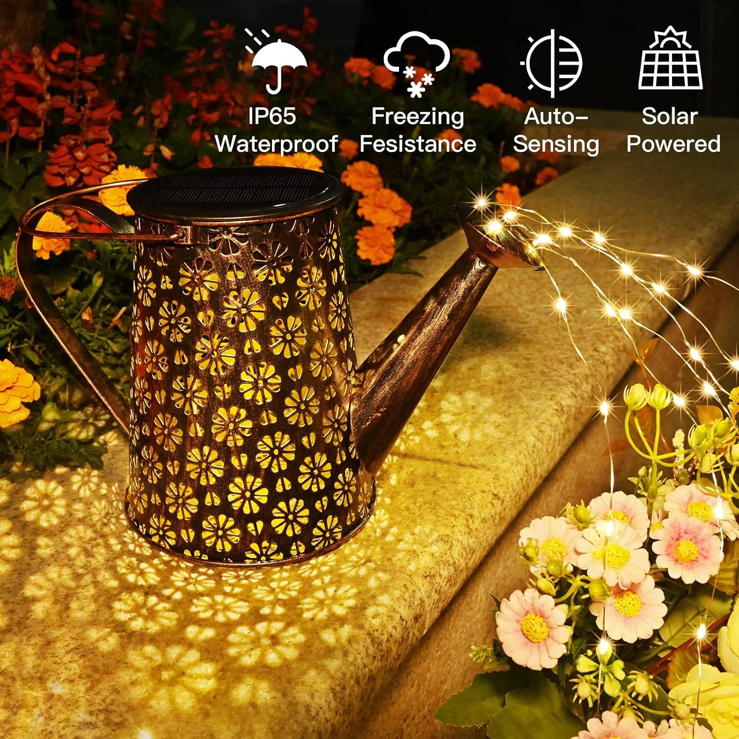 Detalle de MEDE solar watering can fairy lights (90 LEDs) – outdoor metal garden ornament with bracket and shepherd hook