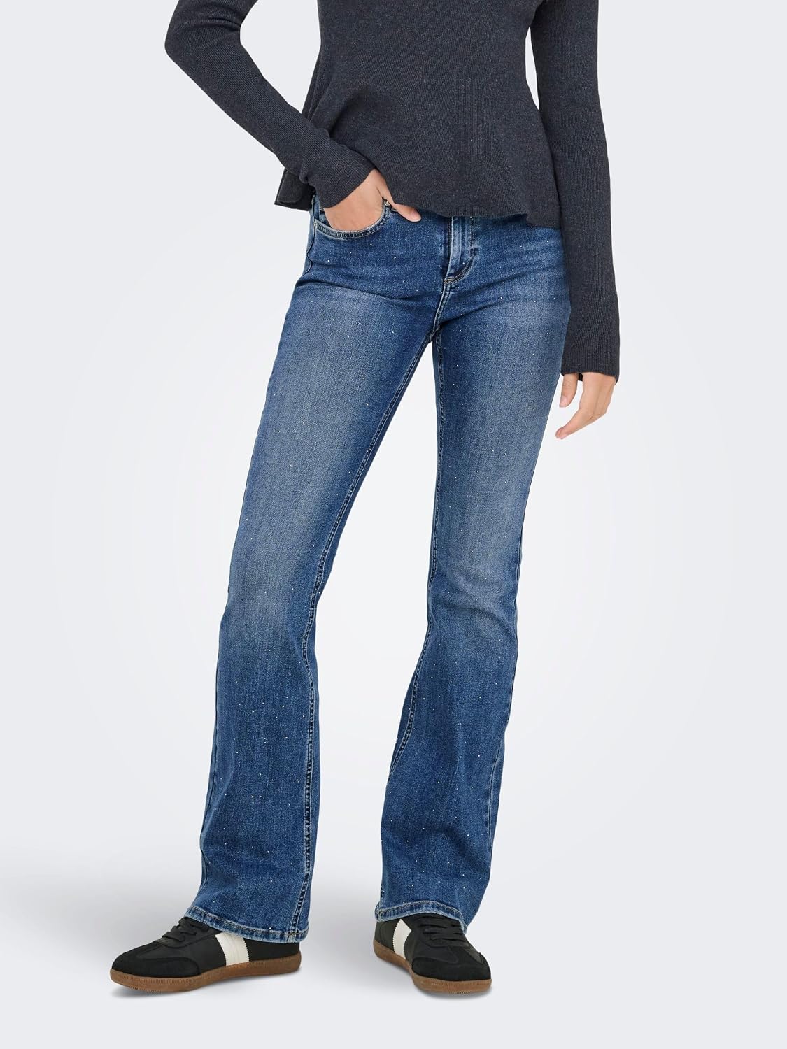 Detalle de ONLY Onlblush MW Fla Rhineston DNM Tai885Noos: jeans da donna con dettagli in strass