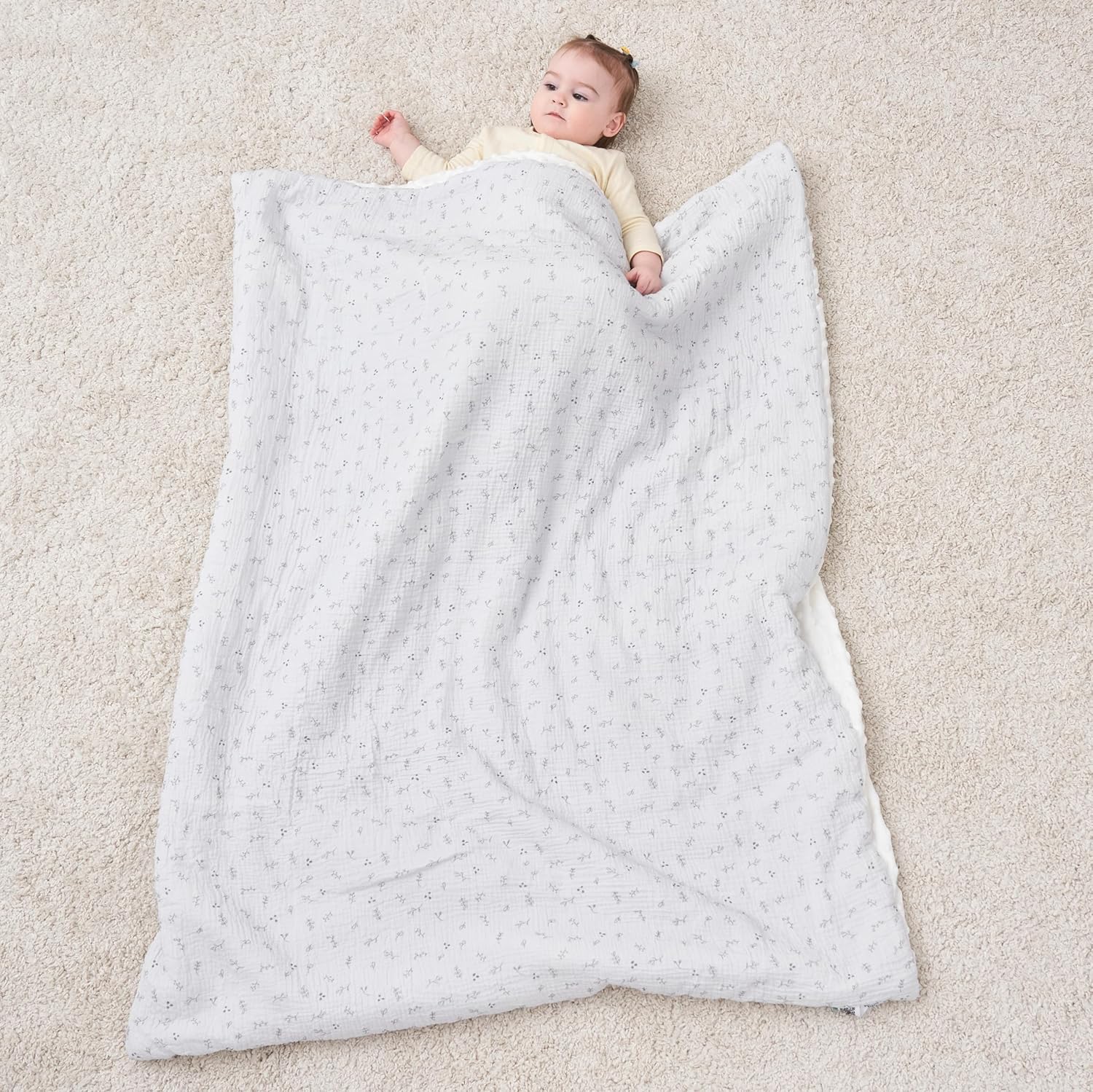Detalle 2 de SUPERBE BEBE Manta Oeko Tex Minky y Muselina 🍼 Confort para Tu Bebé