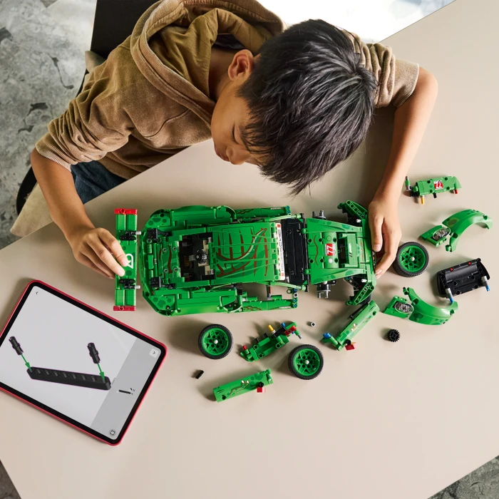 Thumbnail 9 de LEGO Technic Porsche 911 GT3 R