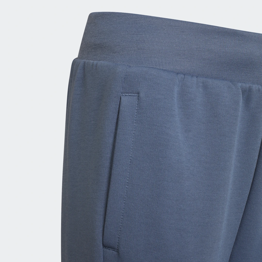 Detalle de Pantalón Future Icons 3-Stripes Tapered-Leg de Adidas